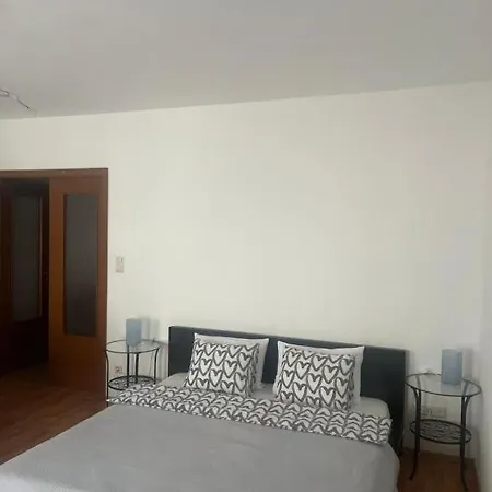 Apartment Ic Comfort 2 Bedrooms Garage Option *